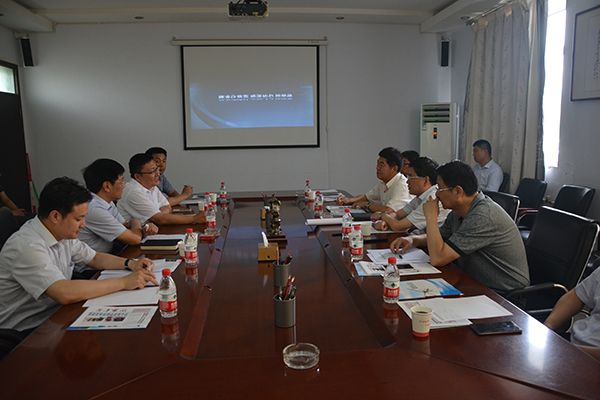 安陽(yáng)市委常委、常務(wù)副市長(zhǎng)陳志偉一行蒞臨全豐調(diào)研